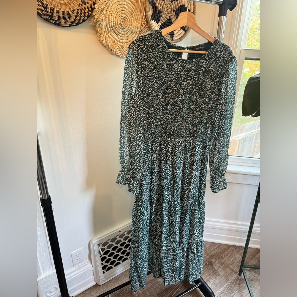 Long sleeve dress size XL